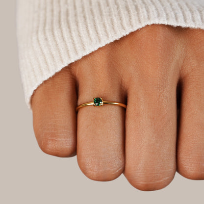 May Geburtsstein 18K Goldring Alma