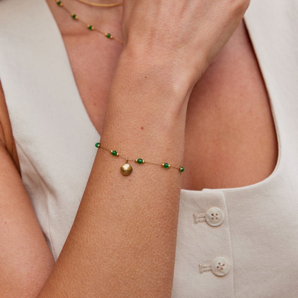 Nerissa Gold Shell & Green Perlenarmband Alma