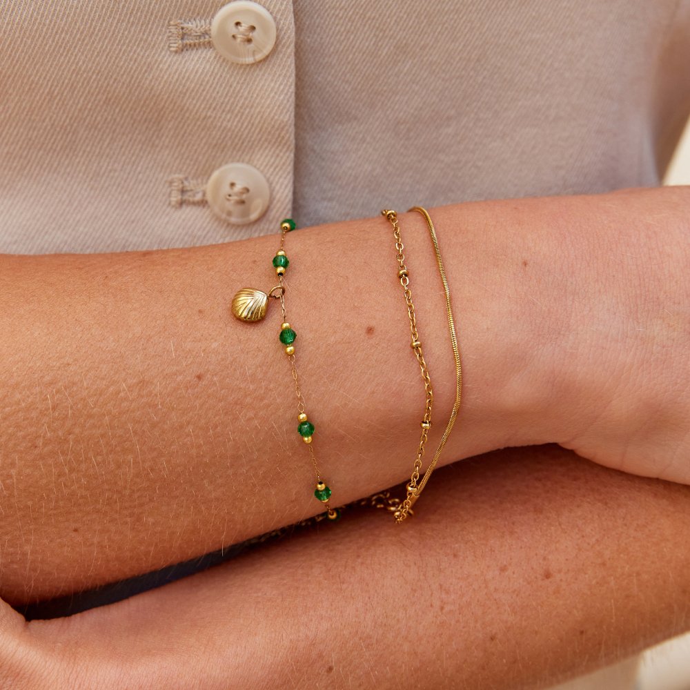 Nerissa Gold Shell & Green Perlenarmband Alma