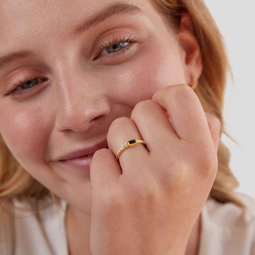 Onyx Black Kristall Ring Alma