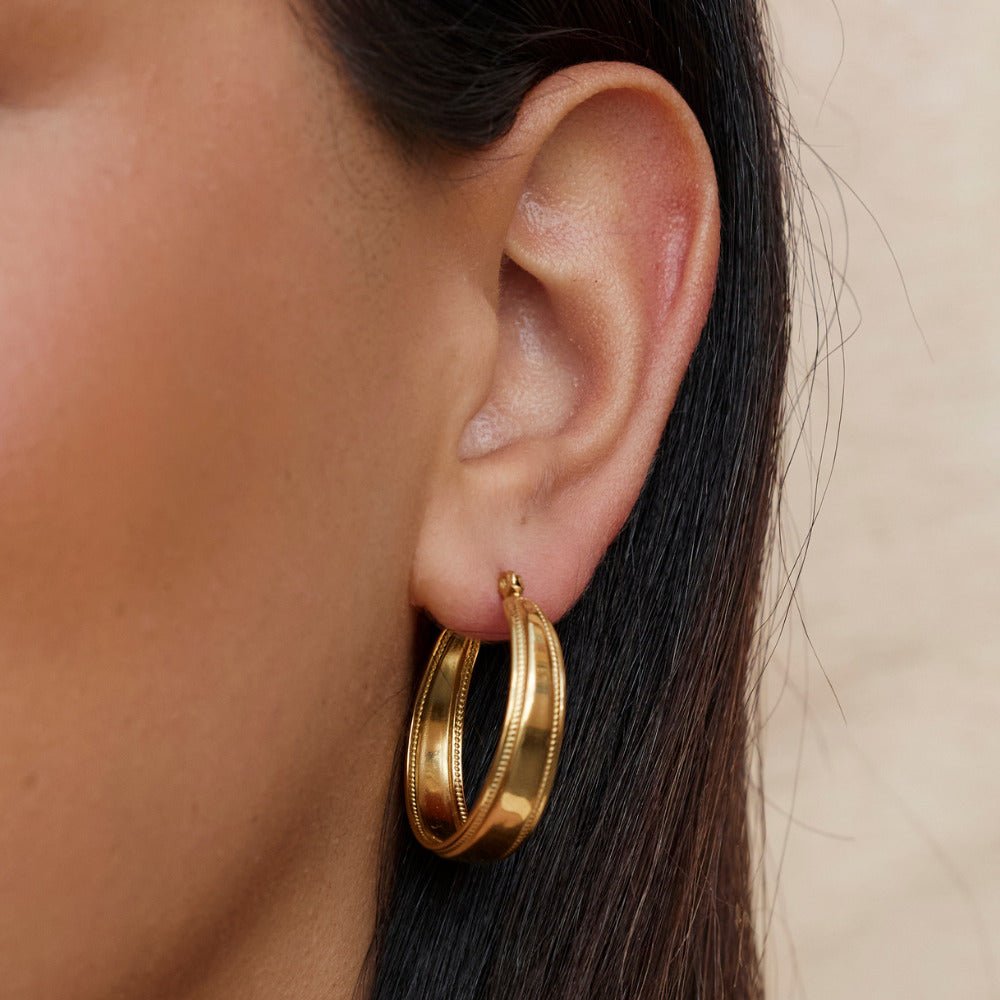 Orelia Gold Creolen Ohrringe Alma