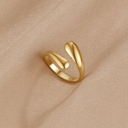 Raven Gold Wrap Ring Alma
