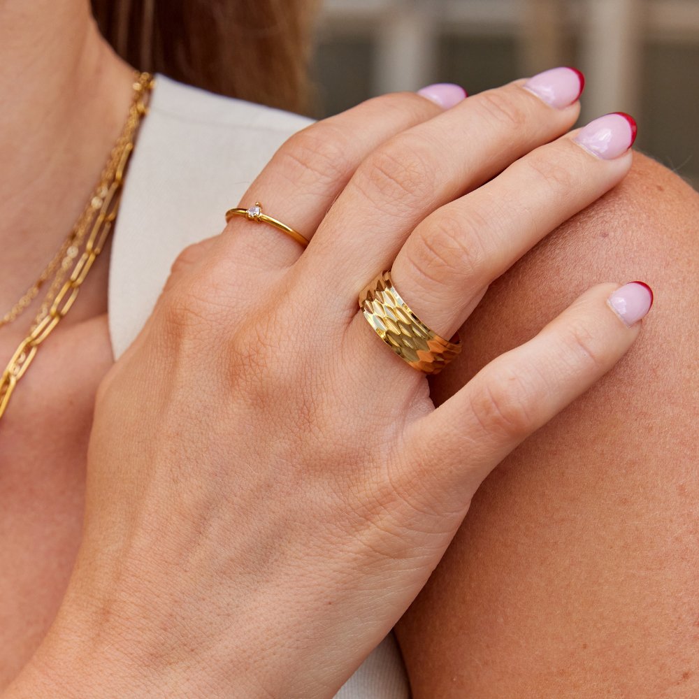 Rene Chunky Goldring Alma