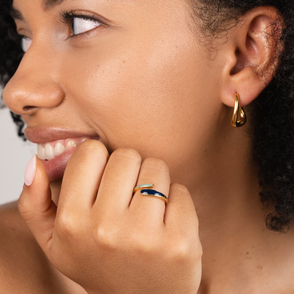 Safira Blue Wrap Ring Alma