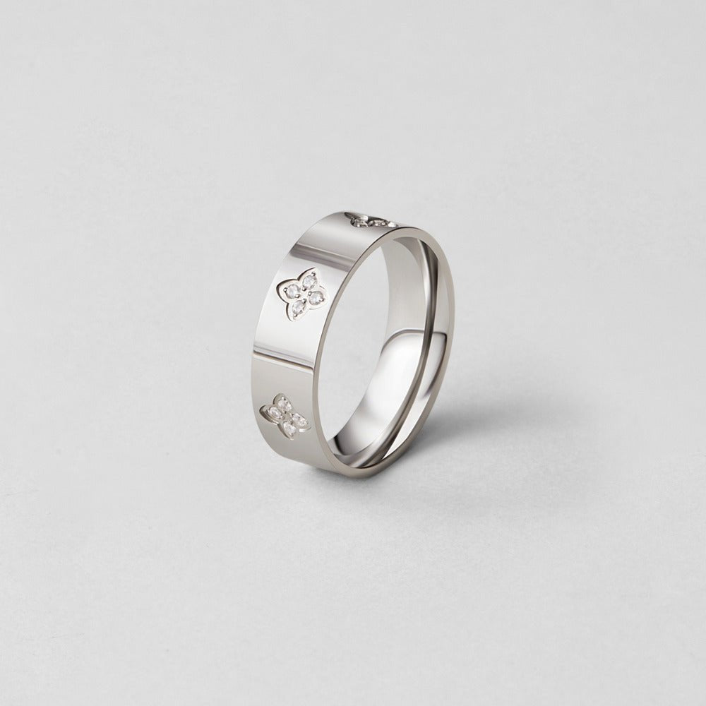 Silber Kristall Klee Band Ring Alma