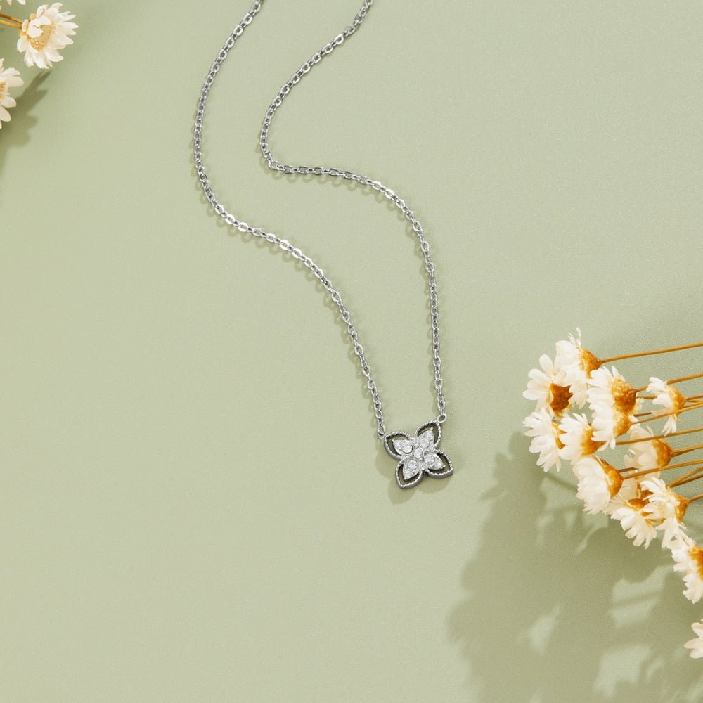 Silber Four Blatt Kristall Halskette Alma
