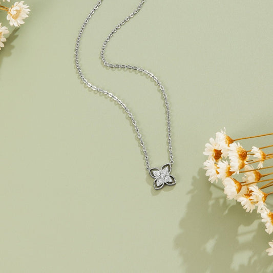 Silber Four Blatt Kristall Halskette Alma
