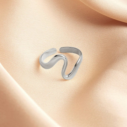 Silber Welle Ring Alma