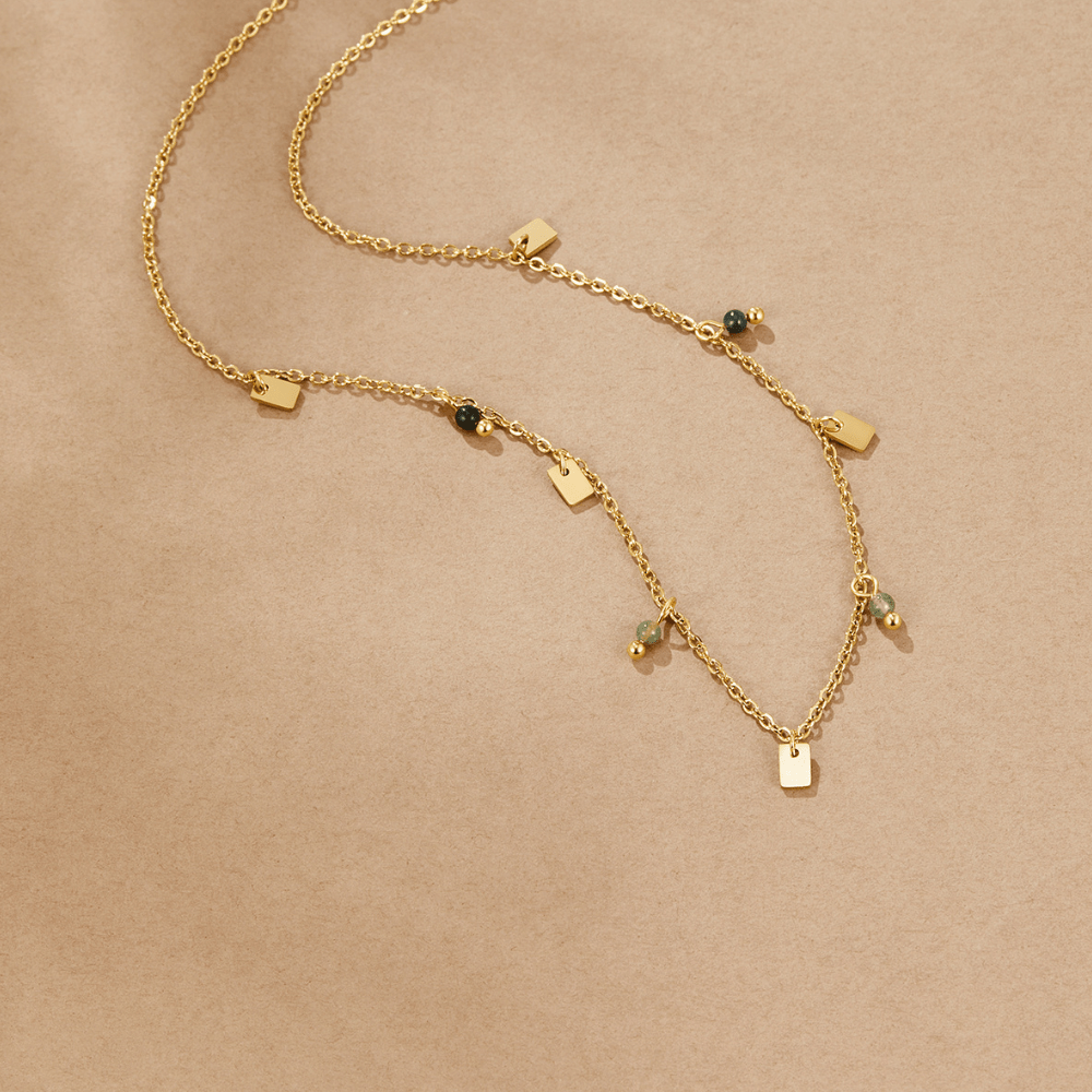 Tara Gold Square Droplet Halskette Alma
