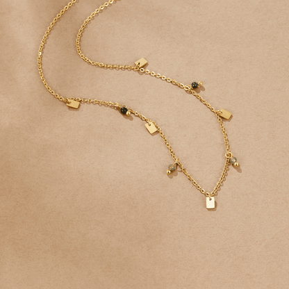 Tara Gold Square Droplet Halskette Alma