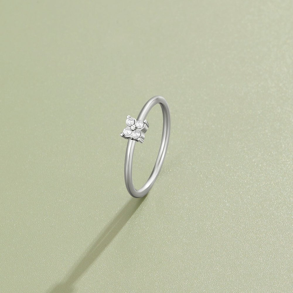 Tiny BlüTen Silber Ring Alma