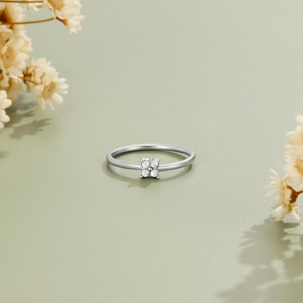 Tiny BlüTen Silber Ring Alma