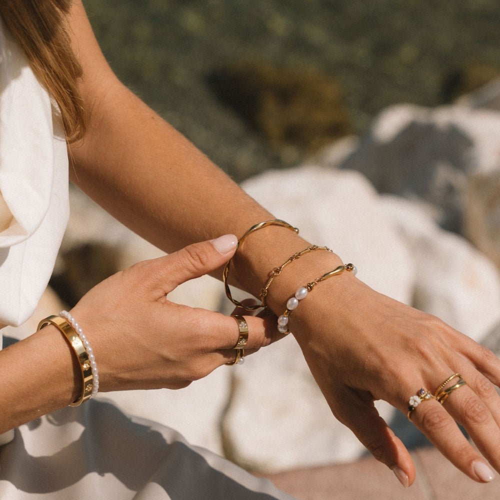Gedreht Imari Gold Armreif Alma