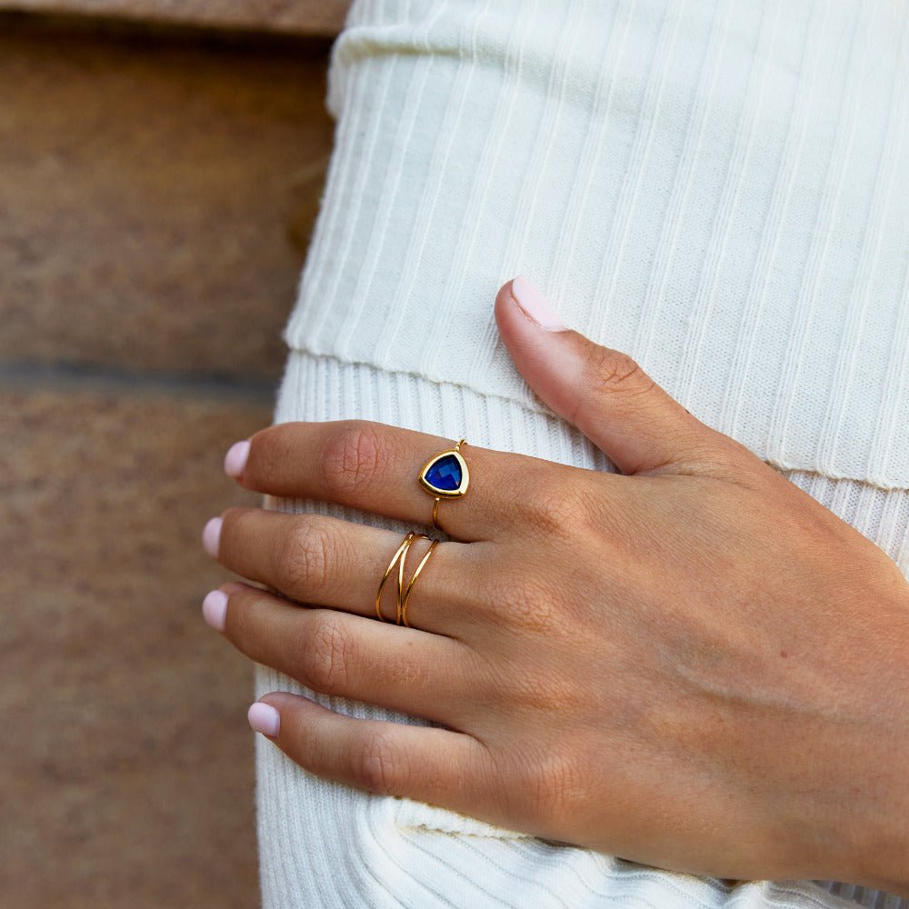 Via Sapphire Blue Ring Alma