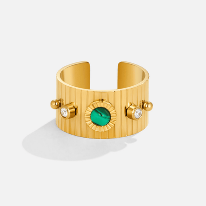 Vintage Dakota Goldring Alma