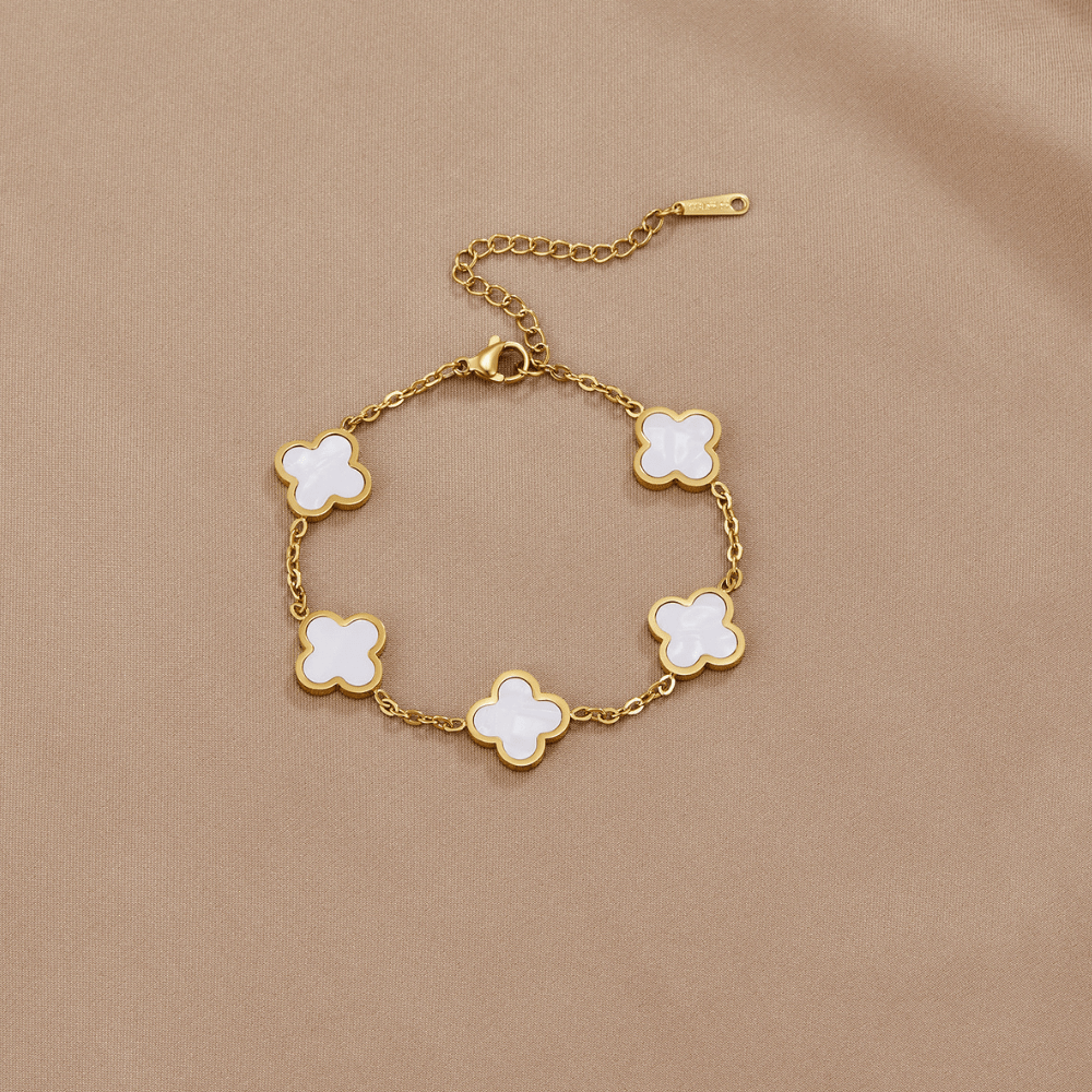 White Klee Armband Alma