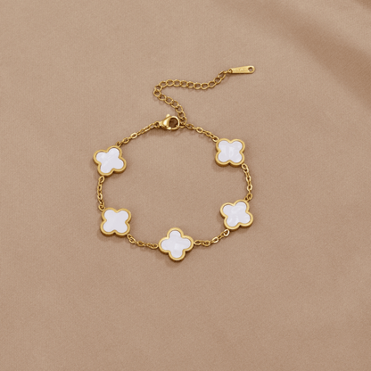 White Klee Armband Alma