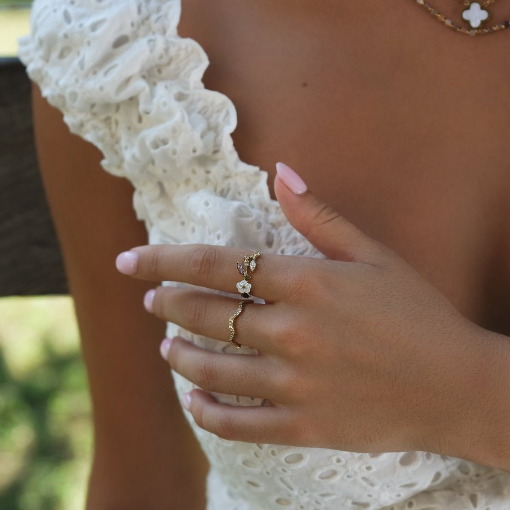 Kristall White Blossom Ring Gold Alma
